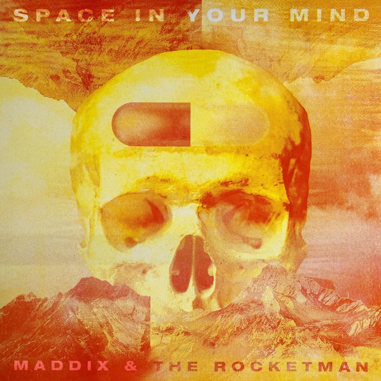 Maddix & The Rocketman - Space In Your Mind (Original Mix)