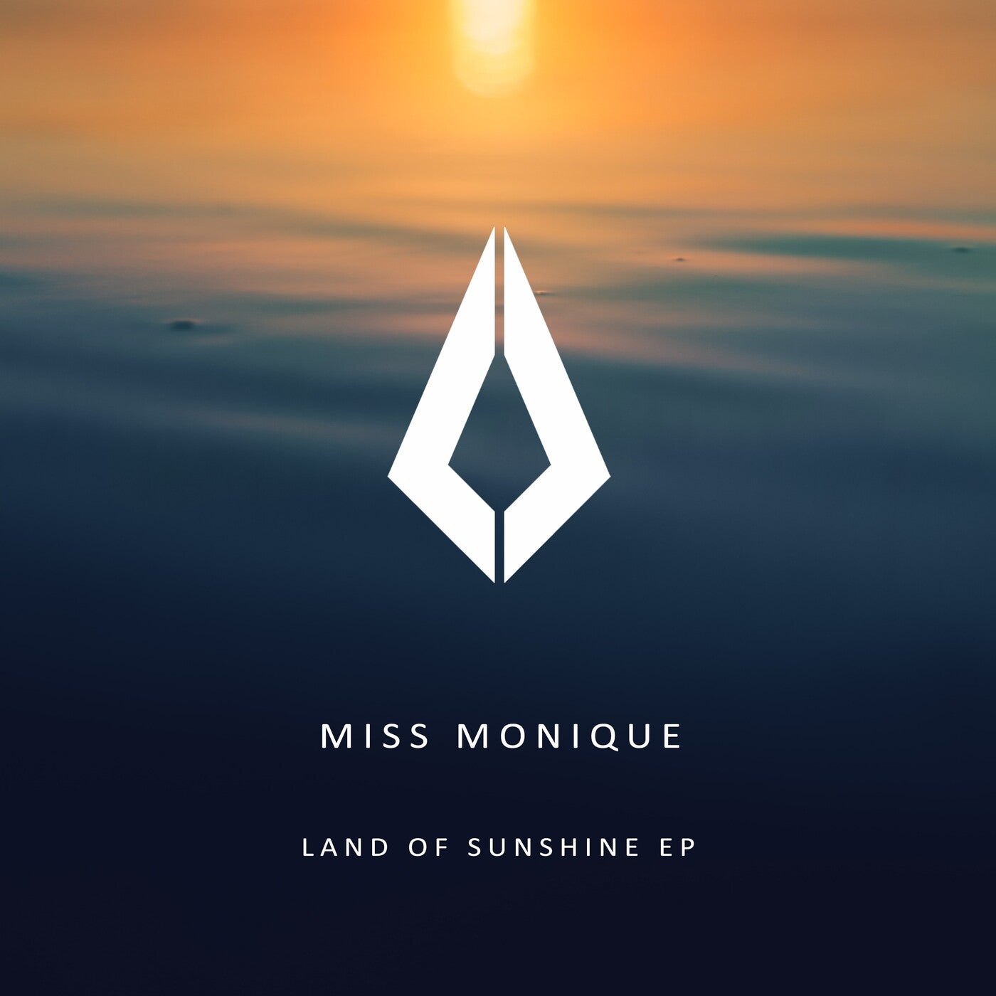 Miss Monique - Land of Sunshine (Extended Mix)