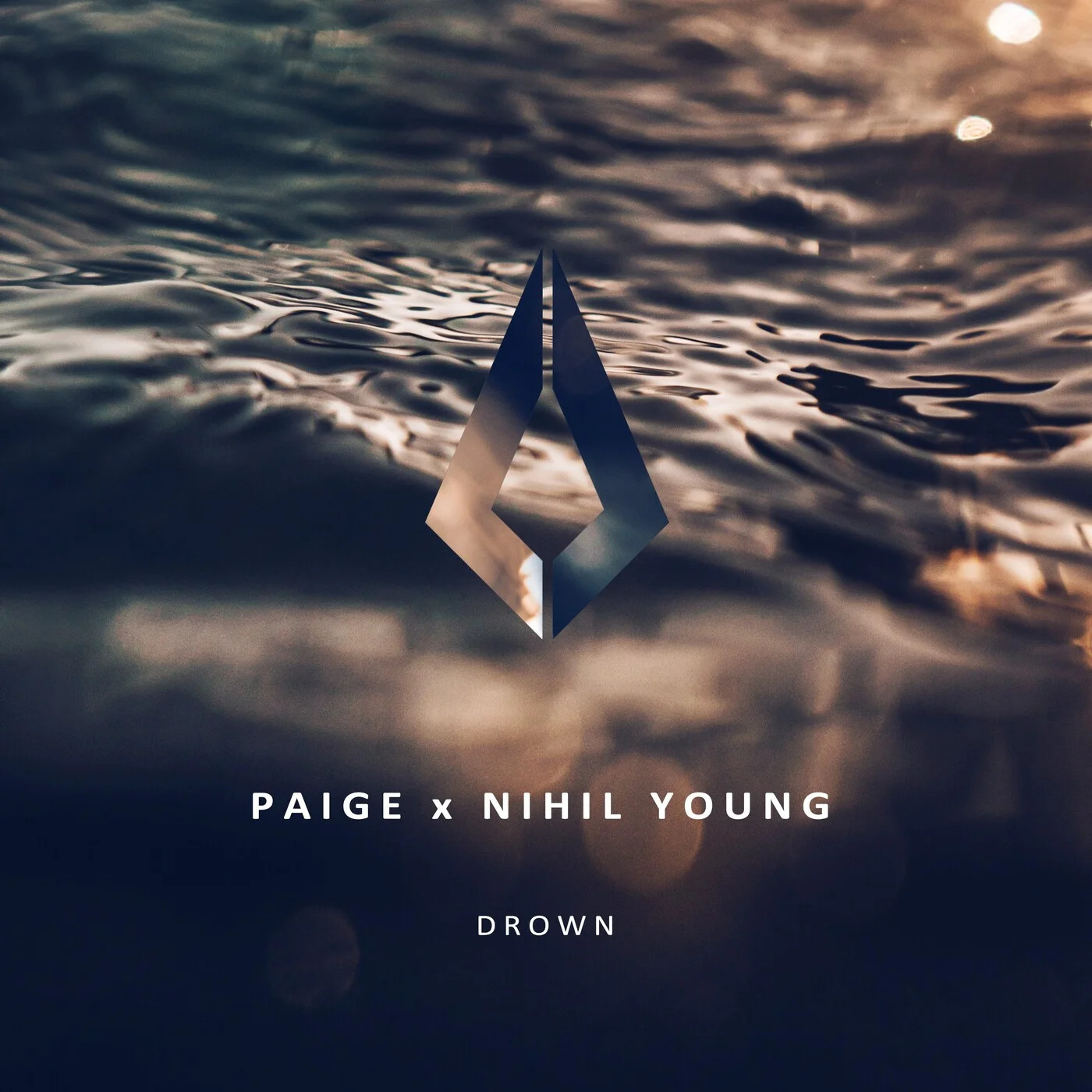 Paige & Nihil Young - Drown (Extended Mix)