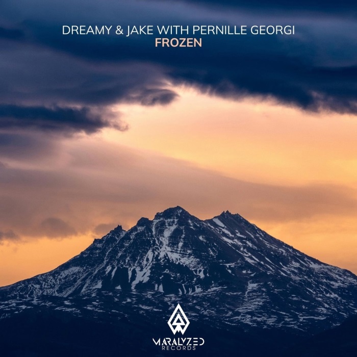 Dreamy & Jake With Pernille Georgi - Frozen (Extended Mix)