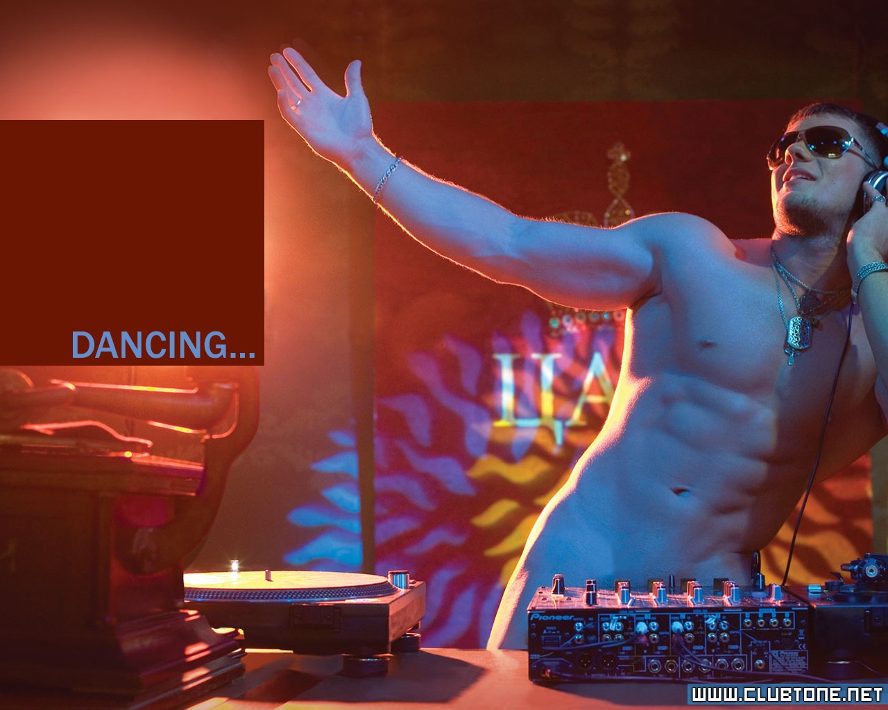 dance, голый dj  